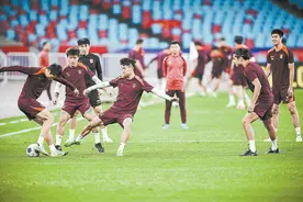 国足今晚主场出奇兵？伊万赛前放烟雾弹 袋鼠军团状态正佳图片