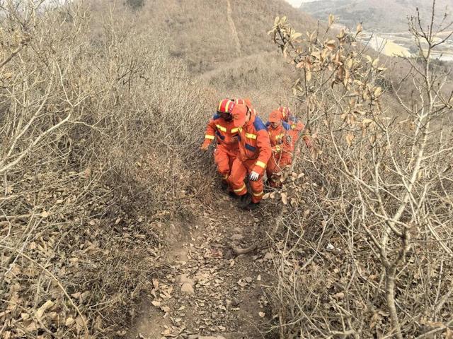 事发句容，游客登山受伤！紧急救援