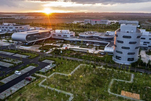 强强联手！又一绿色算力集群基地将落地克拉玛依！