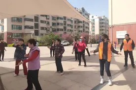 文化进万家｜胶州市九龙街道开展“舞动健康，增强体质”广场舞健身活动图片
