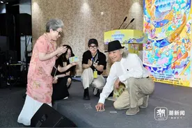 青年动画电影周开幕 漫画家蔡志忠分享“动漫一生”图片