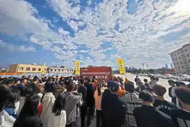 “机器人”教练上岗！在昆明考驾照，智慧学车新模式了解一下图片