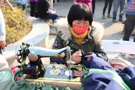 理发、缝纫、修理小家电……松江这里的志愿服务活动太暖心了图片