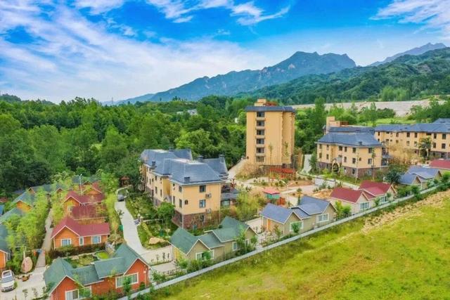 秋去冬来，美景更新！治愈emo的秋冬旅行地来咯~