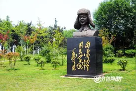 闪电评论｜赓续传承雷锋精神 争做新时代追“锋”人！图片