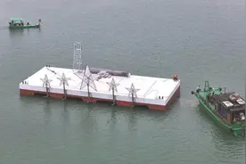 声光电技术与海洋元素融合《军港之夜》4月23日在湛江震撼启幕图片