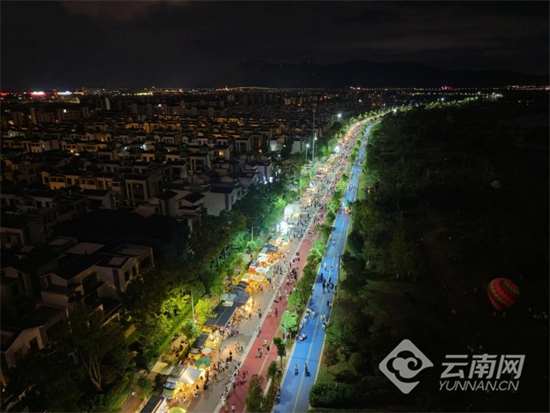 咖啡与音符共舞！昆明滇池湖畔打造年轻人社交新场景