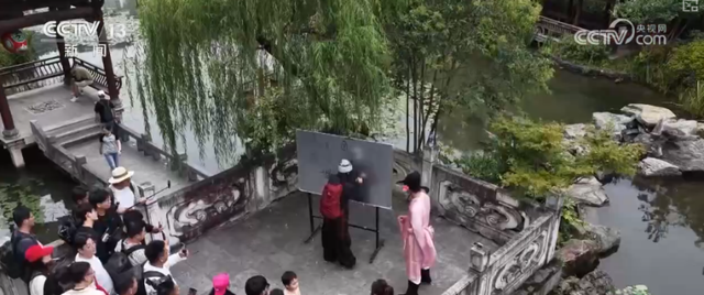 假日暖心服务“新姿势”圈粉年轻群体 “先游后付”成撬动二次消费“流量密码”
