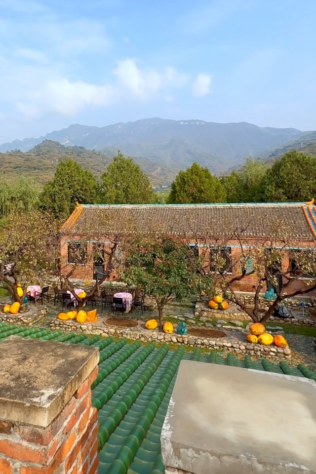 尝鲜儿｜乡村“野奢”，长城脚下的艺术与生活