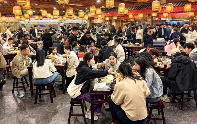 神都风物｜小街不小，容着美好