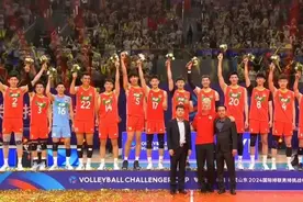 中国男排获得挑战者杯冠军 重返世联赛图片