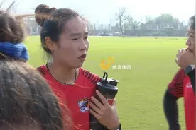 山东女子橄榄球队杨飞飞：冠军永远是我追求的目标图片