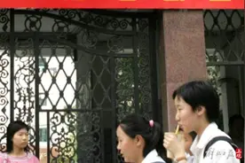 冲刺中考：专家争议中本贯通应否大幅扩容，家长纠结要不要先“锁”大学图片