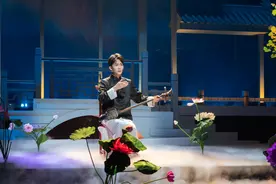 “95后”小伙直播间里唱评弹 曲惊四座图片