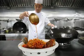 国宴级正宗淮扬菜在家门口就能吃到 滨州曙光铂尊酒店引入淮扬美食图片