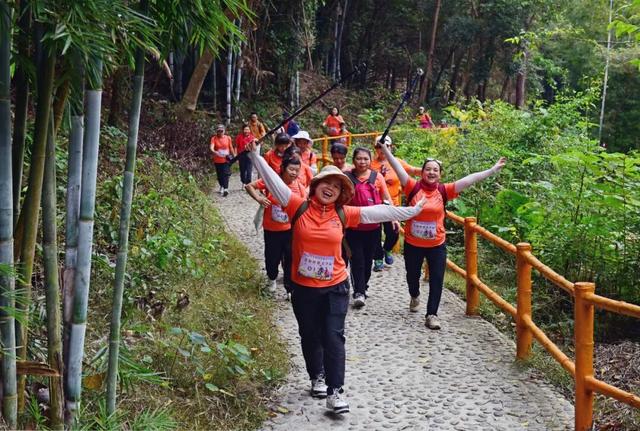 与“王子”相约，共赴一场森林探秘之旅~