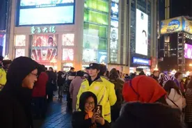 重庆：跨年夜，解放碑、朝天门、洪崖洞有交通管制，具体时间路段是→图片