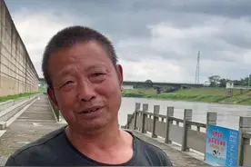 26℃丨致敬凡人英雄！一生悄悄救了40余人的环卫工，走了图片