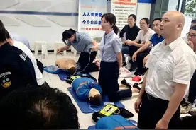配置16台AED、设置医疗急救站点，长沙机场打造“黄金四分钟”急救圈图片
