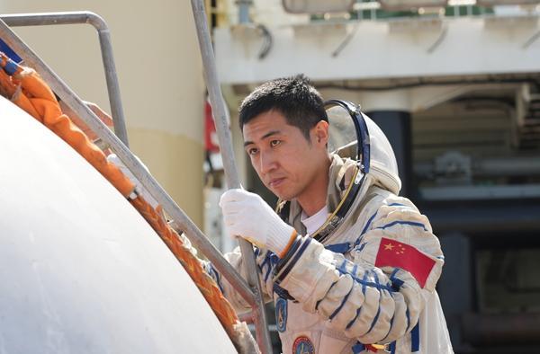 做国家需要的事，做国家需要的人