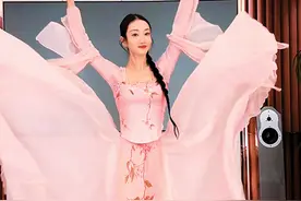 民族歌舞从线上“飞”入百姓家图片
