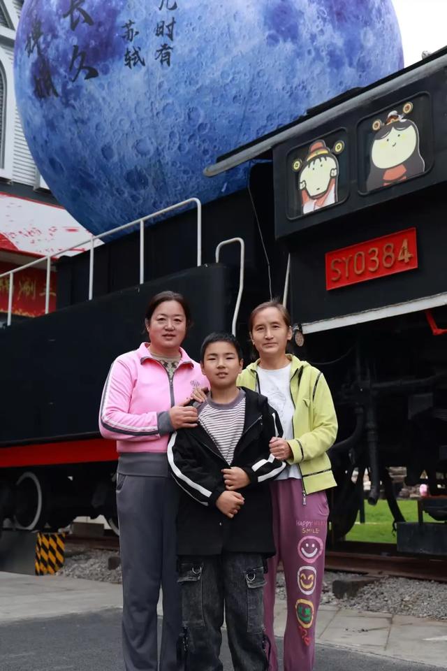 免费！康巴什绝美旅拍照片 你拿到了吗？