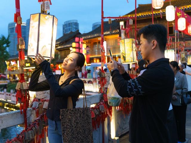 安顺：漫步古城 乐享假期
