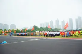 河南举行“9·18”防空警报试鸣活动图片