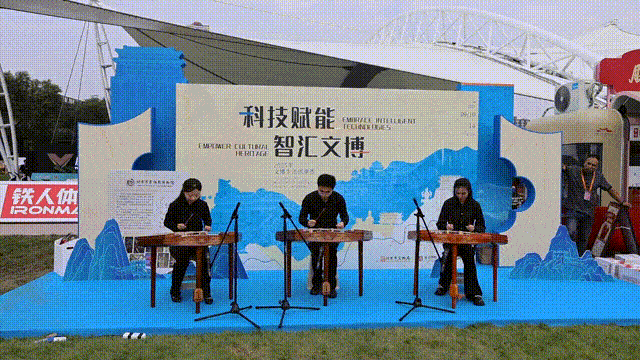 2025服贸会｜服贸会室外藏着个 “文博快乐星球”！逛文创、玩手工、把“博物馆”带回家，攻略收好——