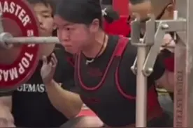 能文能武 “95后”中科大女博士拿下力量举亚锦赛铜牌图片