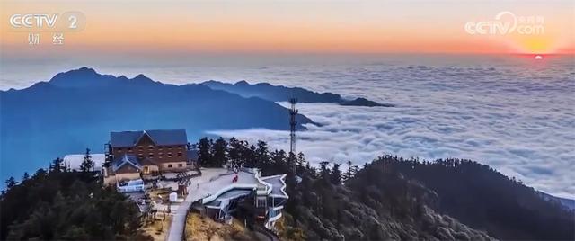 “冰雪+补贴”“彩林+温泉”“秋假+研学”齐发力 文旅市场激荡消费新活力