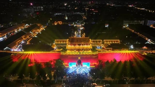 突然收费引不满，乡村景区应如何与原住村民共生？