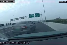 上海高架上又现斗气车！一出租车被网约车疯狂“别车”7分钟，警方：肇事司机已被刑拘图片