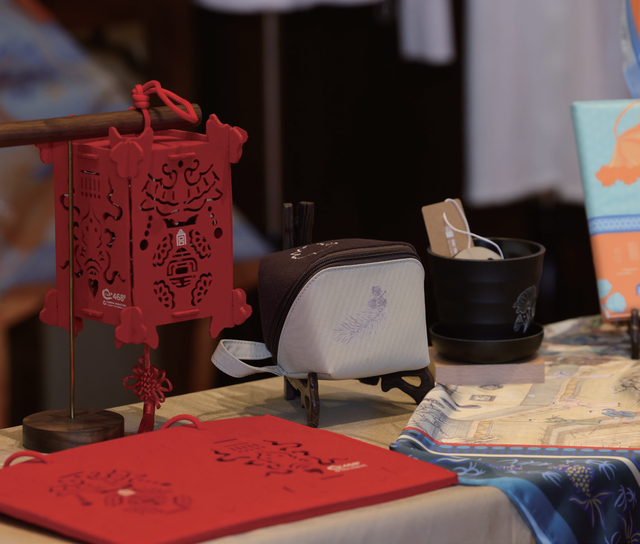 百年故宫 再续新章｜红墙内，绿韵生