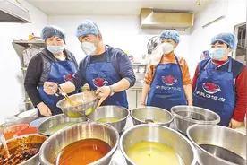 杨清廉用心守住凉皮老味道图片