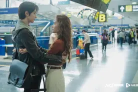 林一：和刘亦菲的“额头吻”是现挂，拍完后一路笑到目的地图片