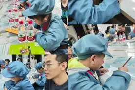 从亲子阅读中 孩子们与家长一起传承红色基因图片