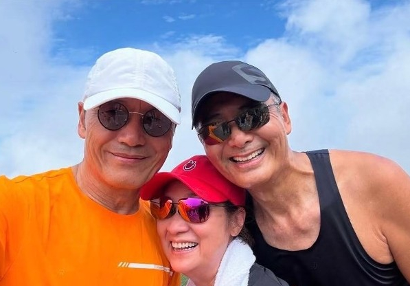 70岁周润发继续挑战马拉松，将回归十公里赛道	，曾说每天跑步5公里