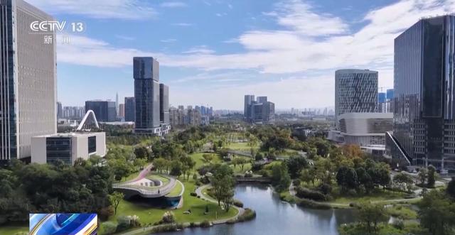 “300米见绿，500米见园” 成都打造长效发展“千园之城”