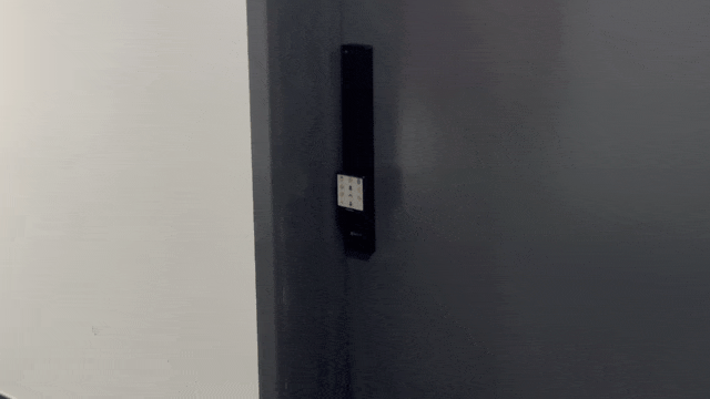 萤石启明Y5000FVX Ultra体验：当智能锁拥有三块屏幕和AI大脑