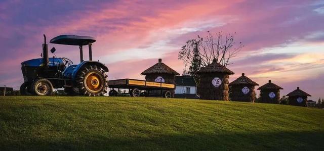 金山推出二日游！一大一小999元住玩全包