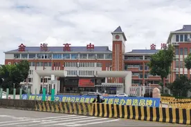家长称民办高中欲分流新生至分校，长沙市教育局：应遵循学生志愿图片