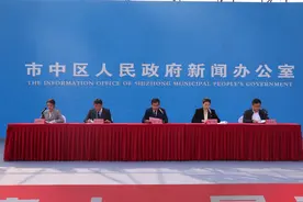 光明广场！中国·枣庄第七届辣子鸡文化节今晚开幕图片