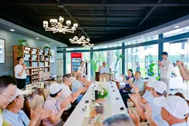 金牌体操高球队友谊赛活动圆满举行图片