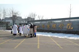 “艺”战圆梦！探访山西省艺考播音与主持类首日面试现场图片