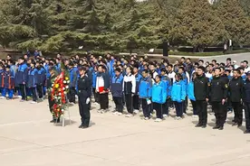 甘肃：青少年重走长征路传承红色薪火图片