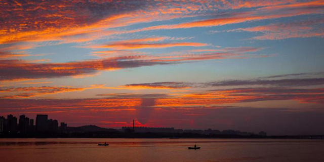 任克威·邂逅星城｜于湖大深秋，于湘江夜色