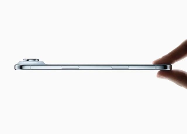 iPhone 17系列正式发布！买不买Air版网友吵翻了天