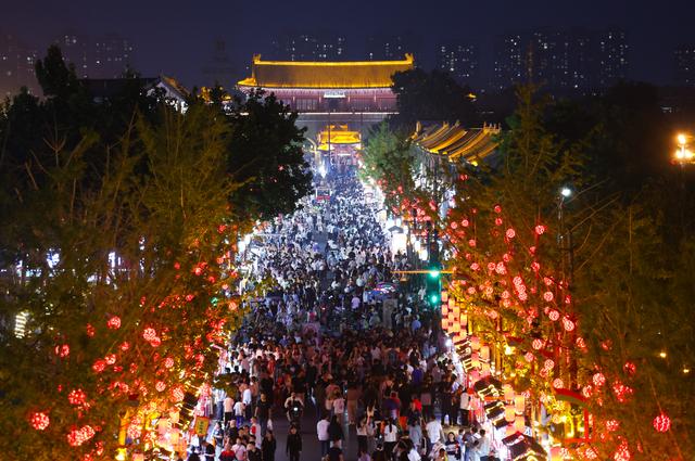 中国经济总量接连突破新关口
