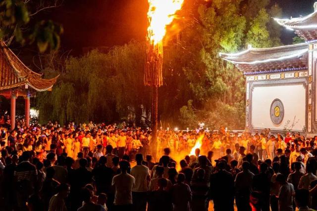 欢度火把节，云南省公民7月19日至20日免门票游览鸡足山